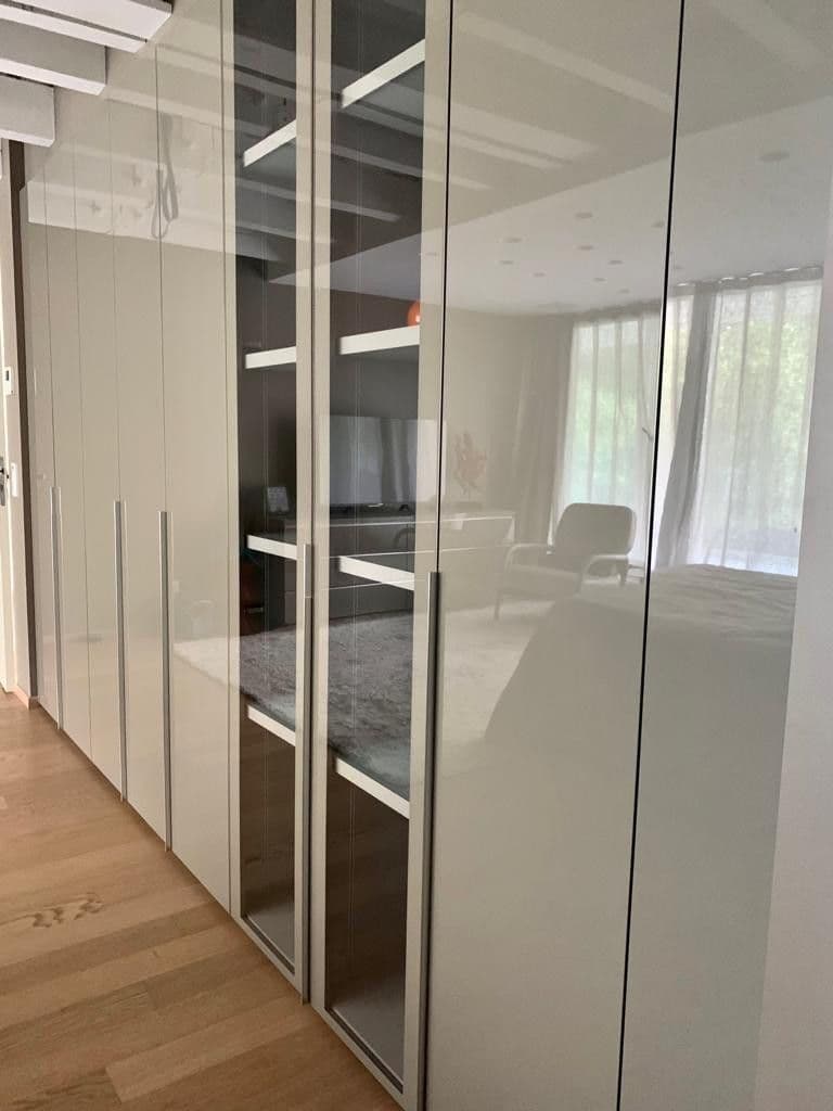 Prenájom bytu 5-izbový 224 m², Düsseldorf, Severné Porýnie - Westfálsko Prenájom bytu 5-izbový 224 m², Düsseldorf, Severné Porýnie - Westfálsko