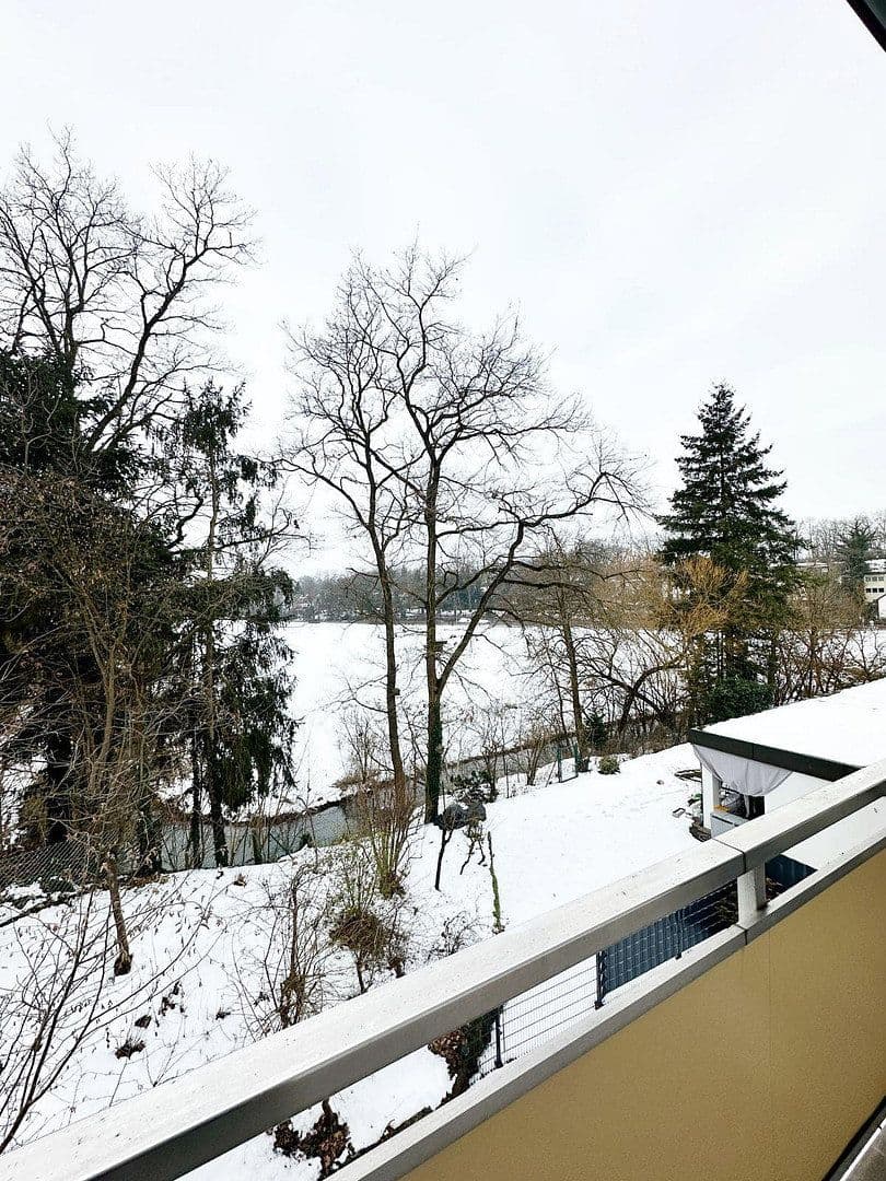 Prenájom bytu 3-izbový 84 m², Fürth, Bavorsko Prenájom bytu 3-izbový 84 m², Fürth, Bavorsko