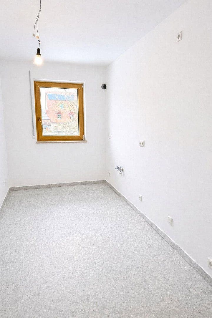 Prenájom bytu 3-izbový 84 m², Fürth, Bavorsko Prenájom bytu 3-izbový 84 m², Fürth, Bavorsko