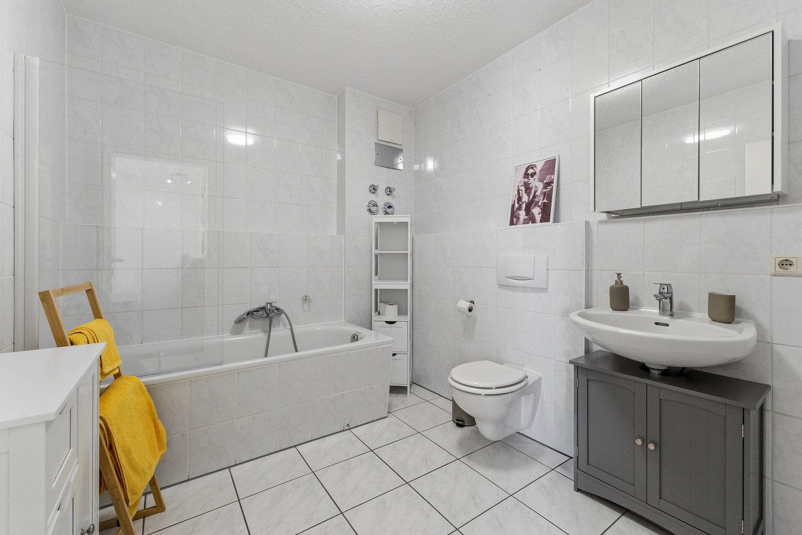 Prenájom bytu 1-izbový 35 m², Bachwiesenstraße 17, Bad Vilbel, Hesensko Prenájom bytu 1-izbový 35 m², Bachwiesenstraße 17, Bad Vilbel, Hesensko