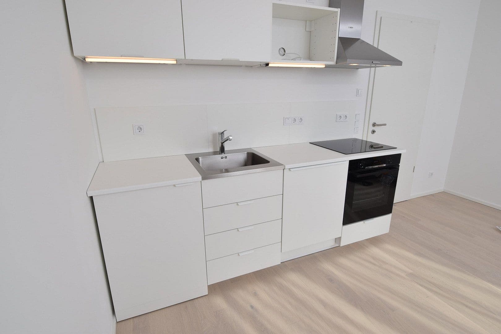 Prenájom bytu 1-izbový 30 m², Trudering Kyivstraße, München Trudering, Bavorsko Prenájom bytu 1-izbový 30 m², Trudering Kyivstraße, München Trudering, Bavorsko