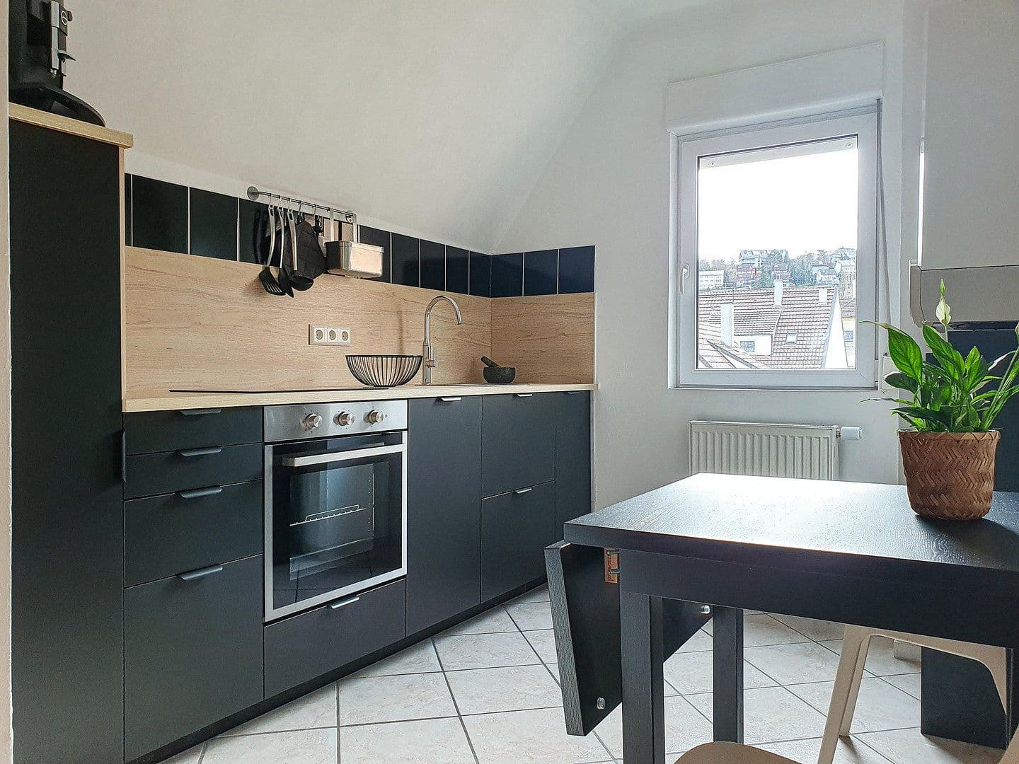 Prenájom bytu 2-izbový 41 m², Burgenlandstraße 65, Stuttgart, Bádensko-Wurttembersko Prenájom bytu 2-izbový 41 m², Burgenlandstraße 65, Stuttgart, Bádensko-Wurttembersko