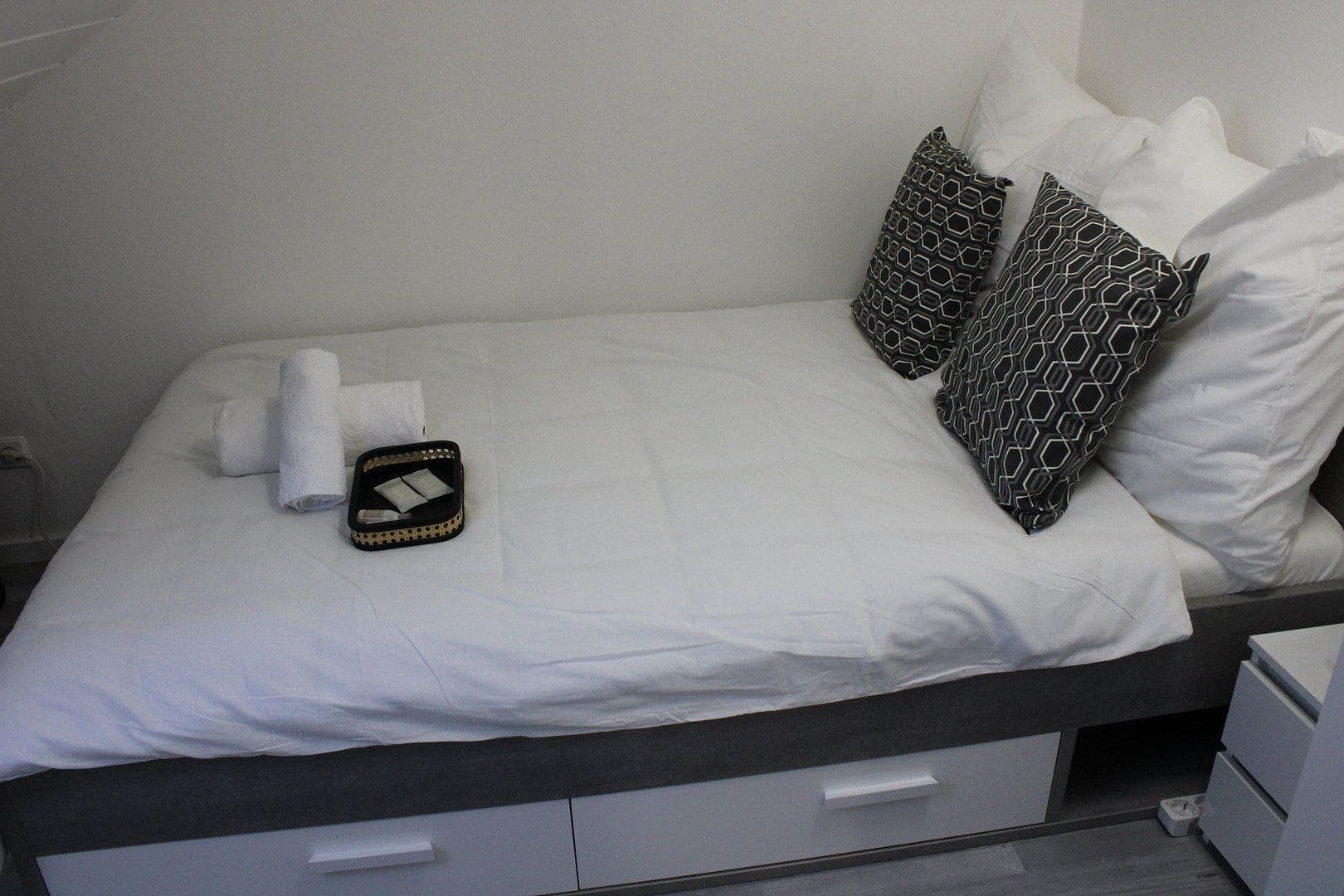 Prenájom bytu 2-izbový 35 m², Tal Str. 18/1, Untergruppenbach, Bádensko-Wurttembersko Prenájom bytu 2-izbový 35 m², Tal Str. 18/1, Untergruppenbach, Bádensko-Wurttembersko