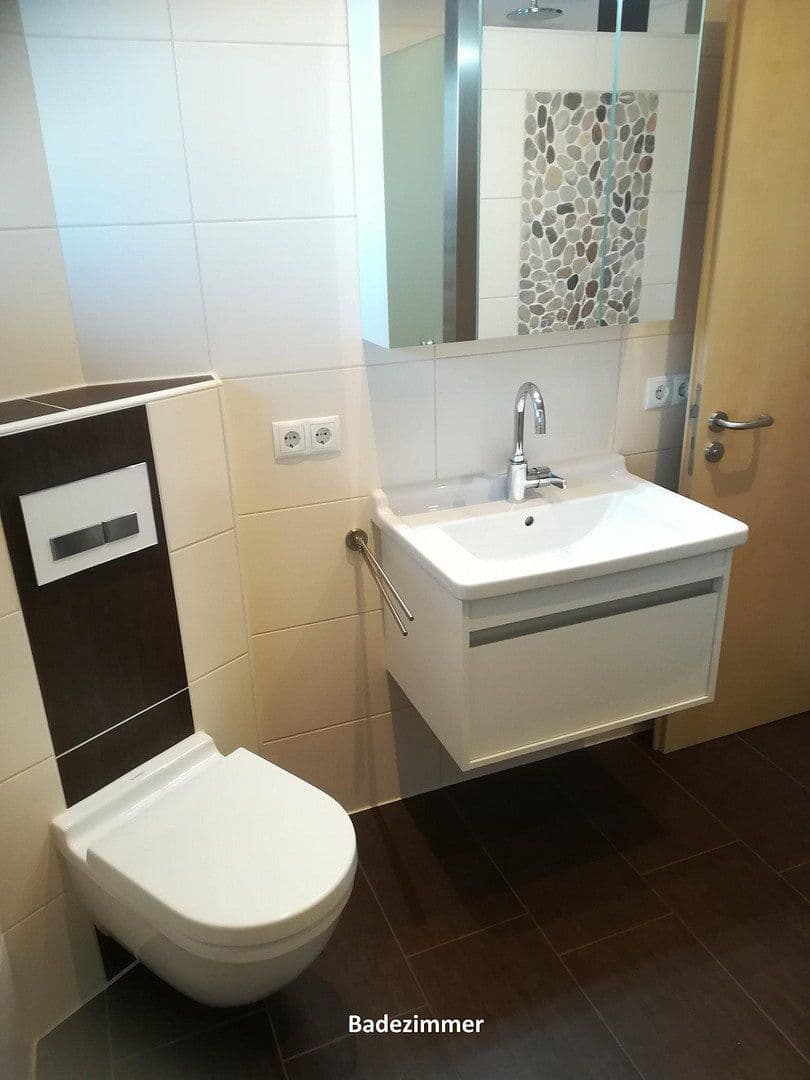 Prenájom bytu 5-izbový 130 m², Geschwand 76, Obertrubach, Bavorsko Prenájom bytu 5-izbový 130 m², Geschwand 76, Obertrubach, Bavorsko