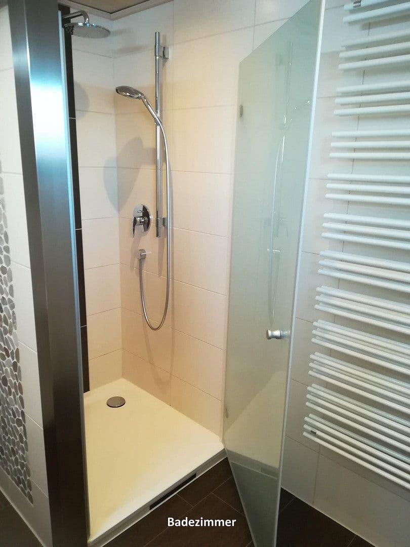 Prenájom bytu 5-izbový 130 m², Geschwand 76, Obertrubach, Bavorsko Prenájom bytu 5-izbový 130 m², Geschwand 76, Obertrubach, Bavorsko