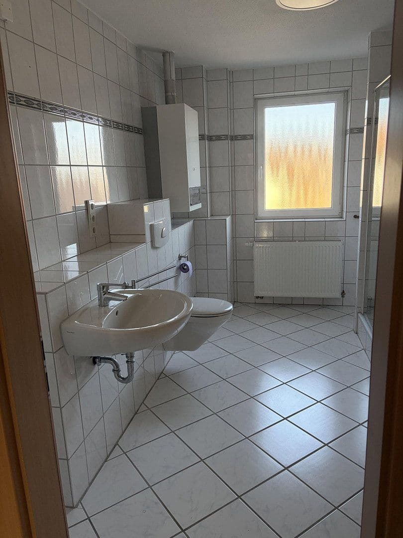 Prenájom bytu 2-izbový 105 m², Kirchstraße 2, Saarbrücken, Sársko Prenájom bytu 2-izbový 105 m², Kirchstraße 2, Saarbrücken, Sársko