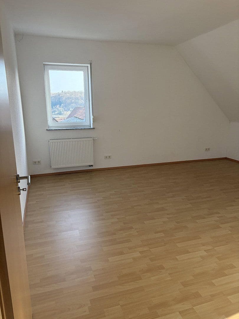 Prenájom bytu 2-izbový 105 m², Kirchstraße 2, Saarbrücken, Sársko Prenájom bytu 2-izbový 105 m², Kirchstraße 2, Saarbrücken, Sársko