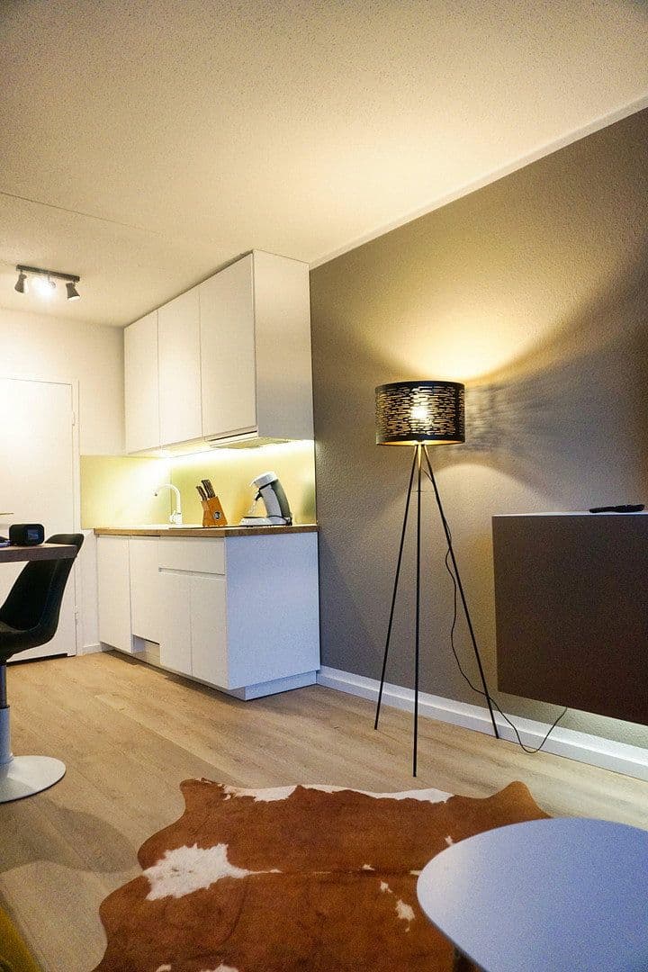 Prenájom bytu 1-izbový 37 m², Im Mainfeld 42, Frankfurt, Hesensko Prenájom bytu 1-izbový 37 m², Im Mainfeld 42, Frankfurt, Hesensko