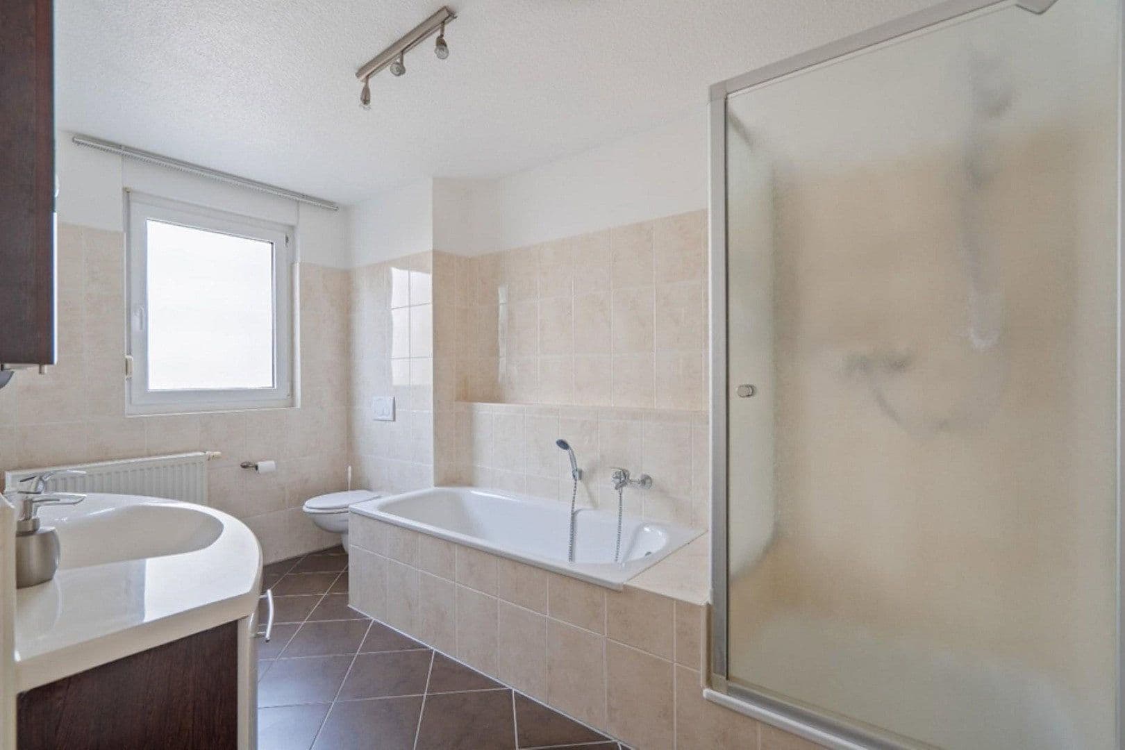 Predaj domu 138 m², pozemek 167 m², Nürnberg, Bavorsko Predaj domu 138 m², pozemek 167 m², Nürnberg, Bavorsko