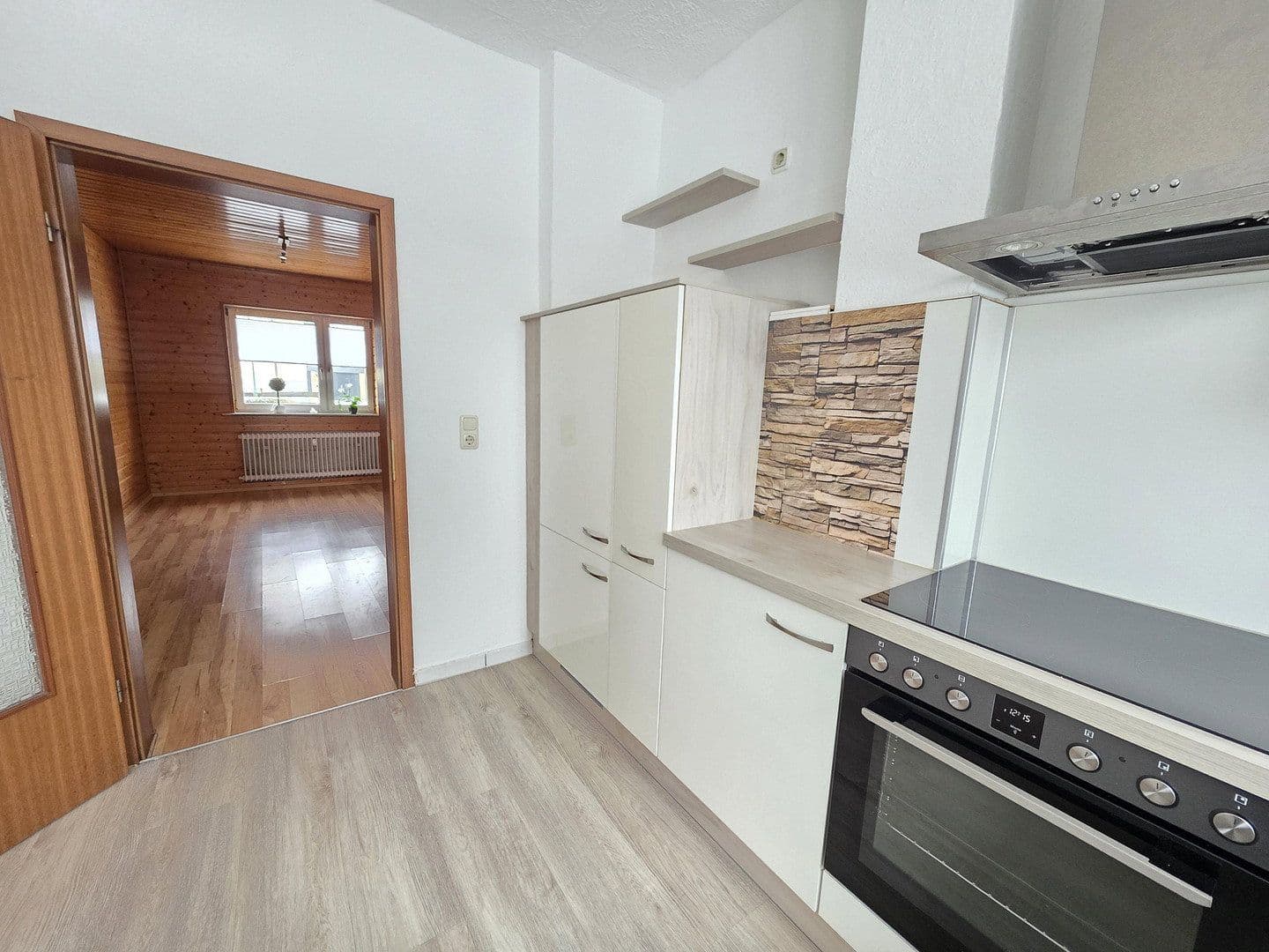 Prenájom bytu 4-izbový 100 m², Hohenlockstedt, Šlezvicko-Holštajnsko Prenájom bytu 4-izbový 100 m², Hohenlockstedt, Šlezvicko-Holštajnsko