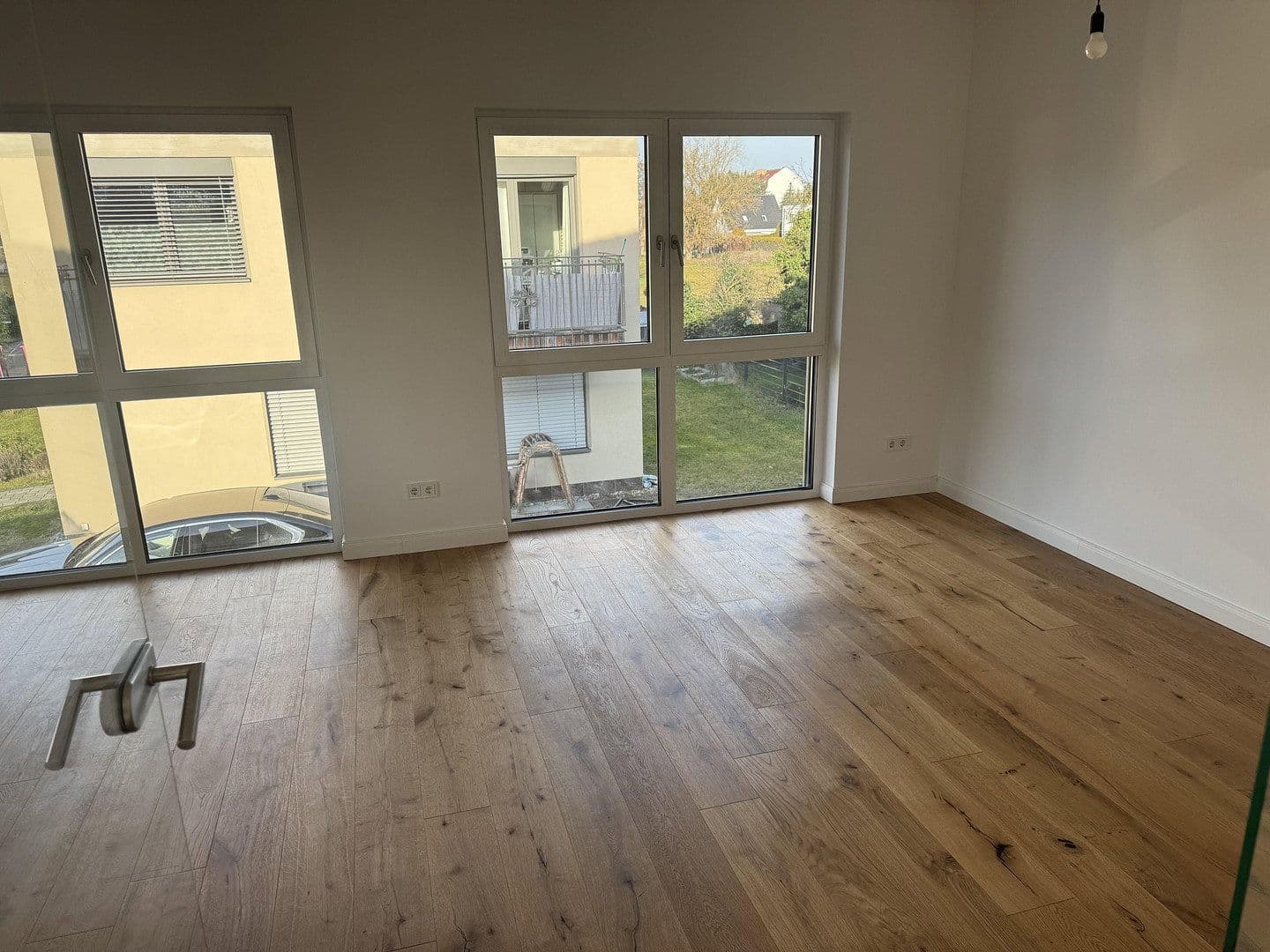 Prenájom bytu 4-izbový 105 m², Berlin, Berlín Prenájom bytu 4-izbový 105 m², Berlin, Berlín