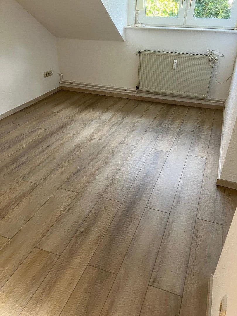 Prenájom bytu 2-izbový 38 m², Siegen, Severné Porýnie - Westfálsko Prenájom bytu 2-izbový 38 m², Siegen, Severné Porýnie - Westfálsko