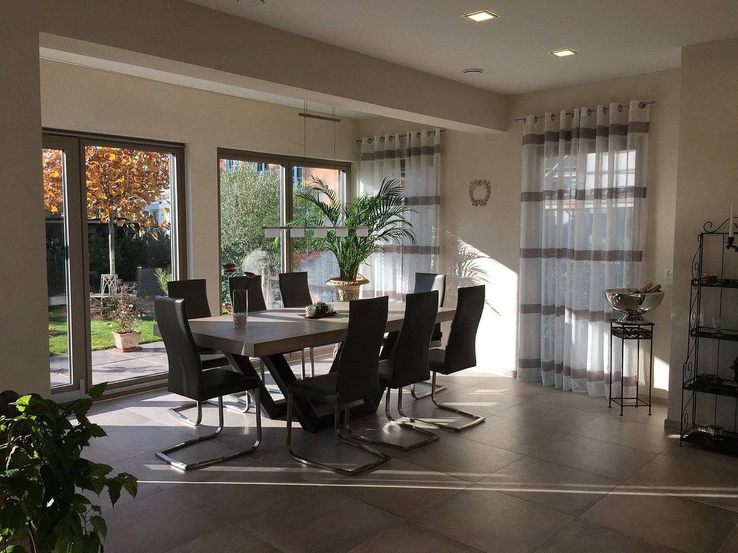 Prenájom domu 201 m², pozemek 436 m², Bad Vilbel, Hesensko Prenájom domu 201 m², pozemek 436 m², Bad Vilbel, Hesensko