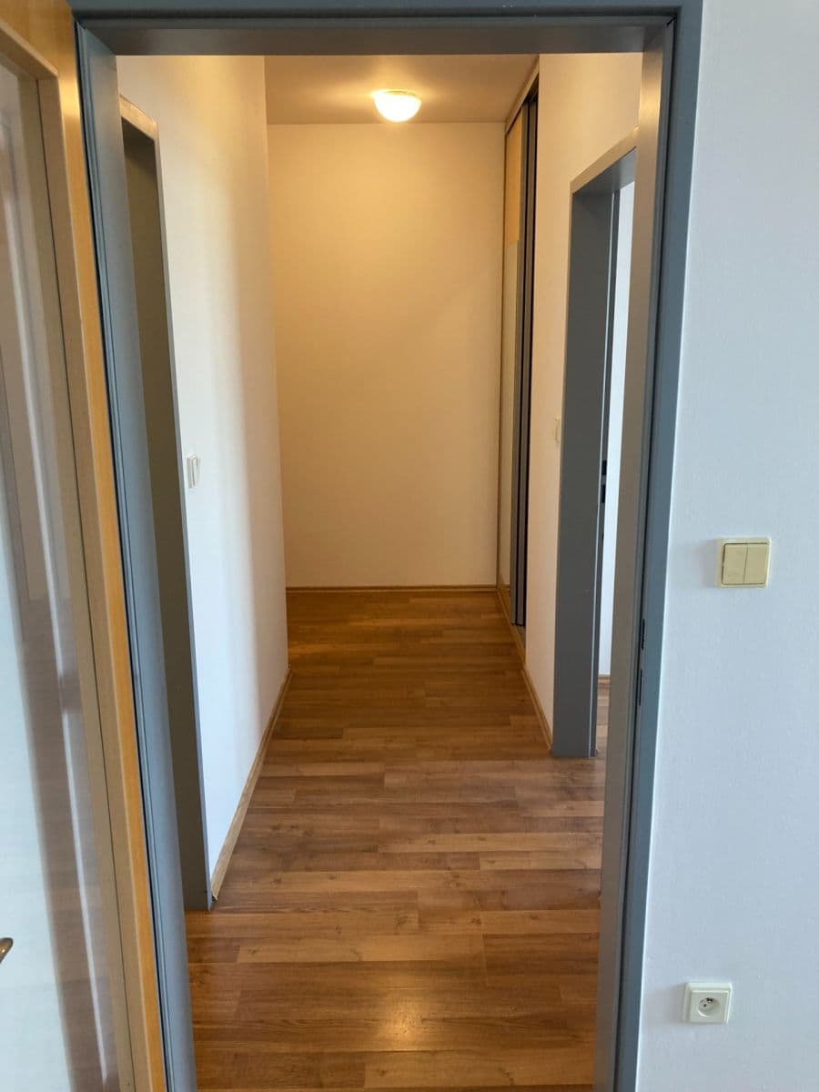 Prenájom bytu 2-izbový 48 m², Melantrichova, Říčany, Středočeský kraj Prenájom bytu 2-izbový 48 m², Melantrichova, Říčany, Středočeský kraj