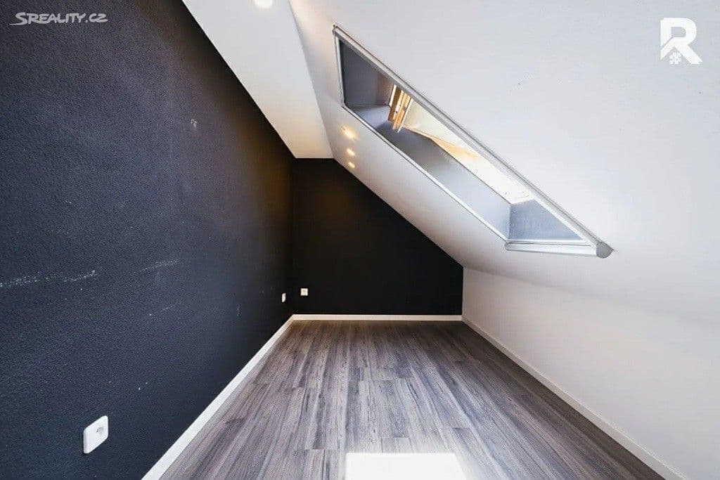 Prenájom bytu 3-izbový 71 m², Znojemská, Hrušovany nad Jevišovkou, Jihomoravský kraj Prenájom bytu 3-izbový 71 m², Znojemská, Hrušovany nad Jevišovkou, Jihomoravský kraj