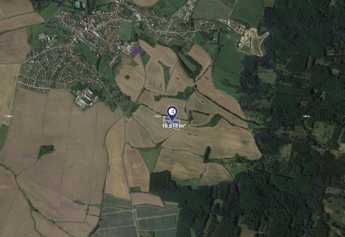 Predaj pozemku 8.309 m², Dolní Bousov, Středočeský kraj Predaj pozemku 8.309 m², Dolní Bousov, Středočeský kraj