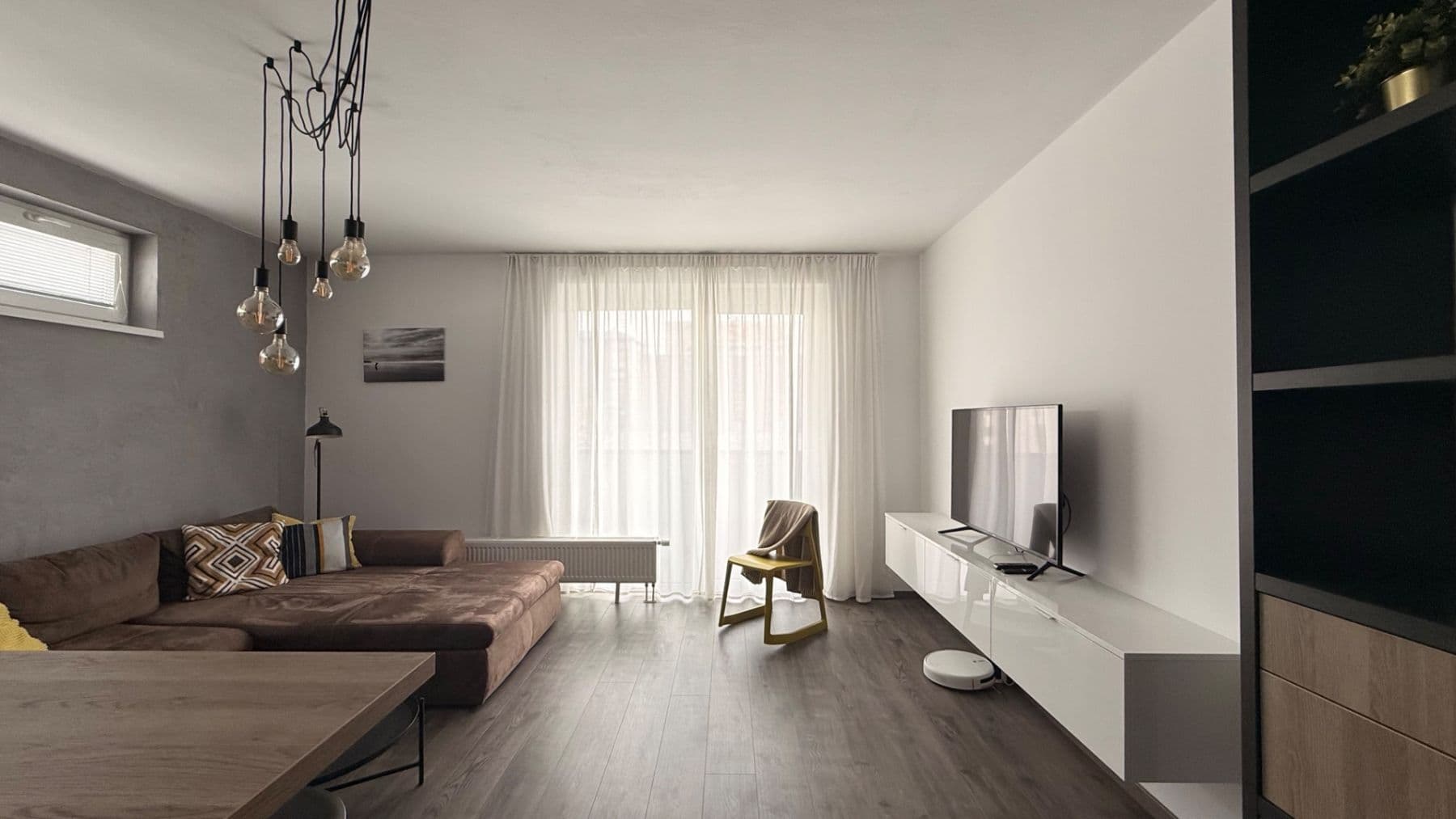 Prenájom bytu 2-izbový 52 m², Pri Hrubej lúke, Dúbravka, Bratislavský kraj Prenájom bytu 2-izbový 52 m², Pri Hrubej lúke, Dúbravka, Bratislavský kraj