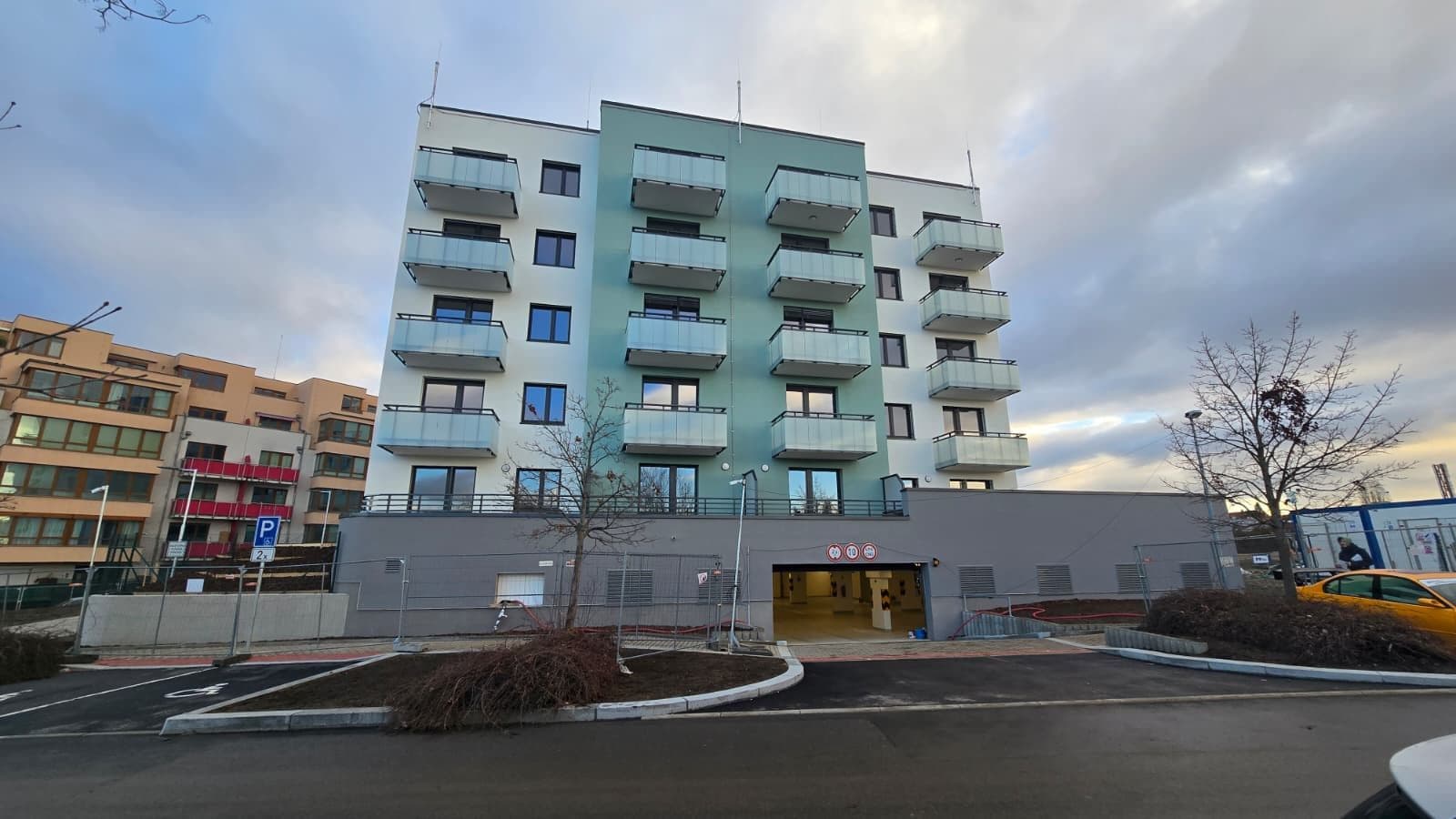 Prenájom bytu 2-izbový 45 m², Strančická, Praha, Praha Prenájom bytu 2-izbový 45 m², Strančická, Praha, Praha