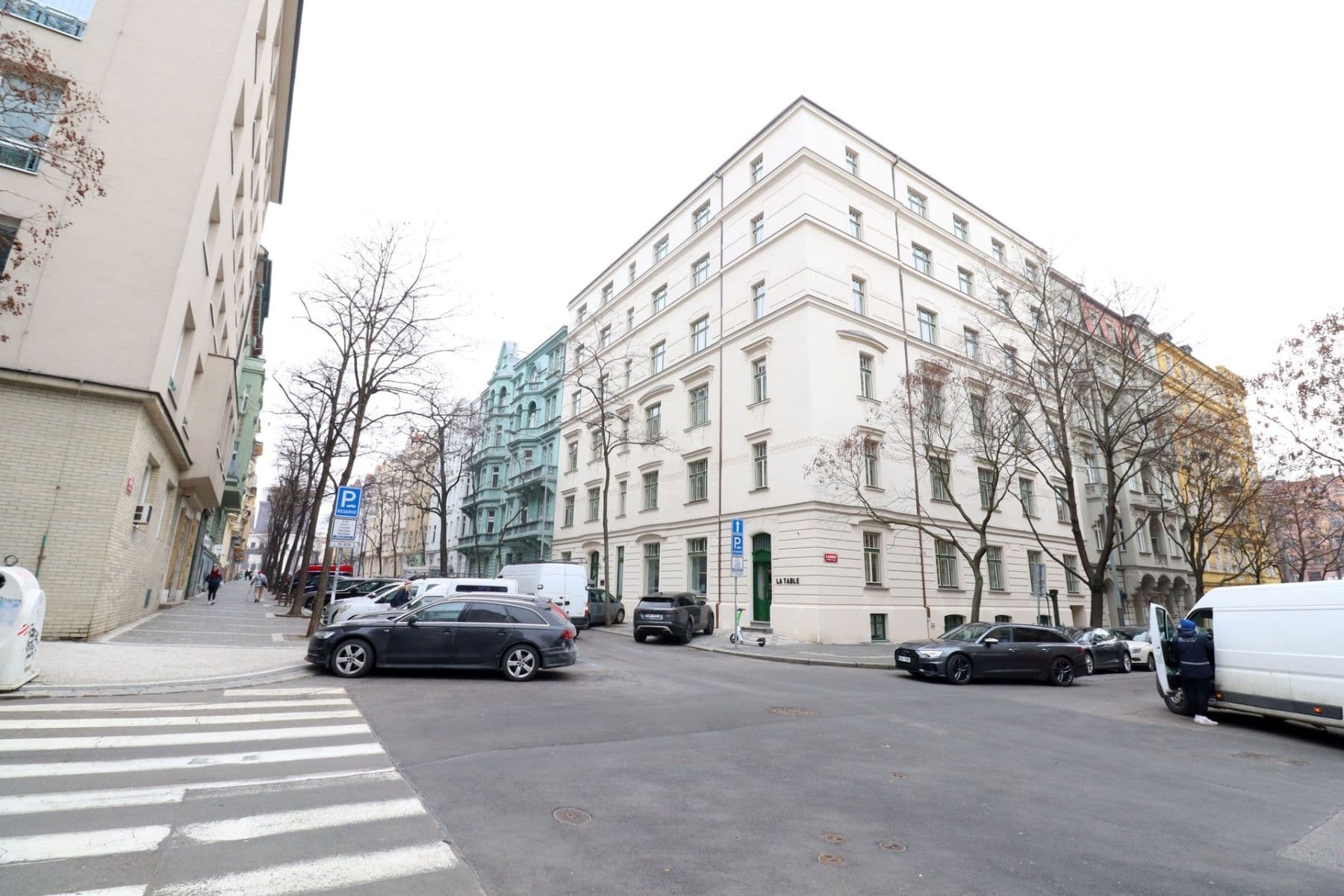 Prenájom bytu 2-izbový 75 m², Mánesova, Praha, Praha Prenájom bytu 2-izbový 75 m², Mánesova, Praha, Praha