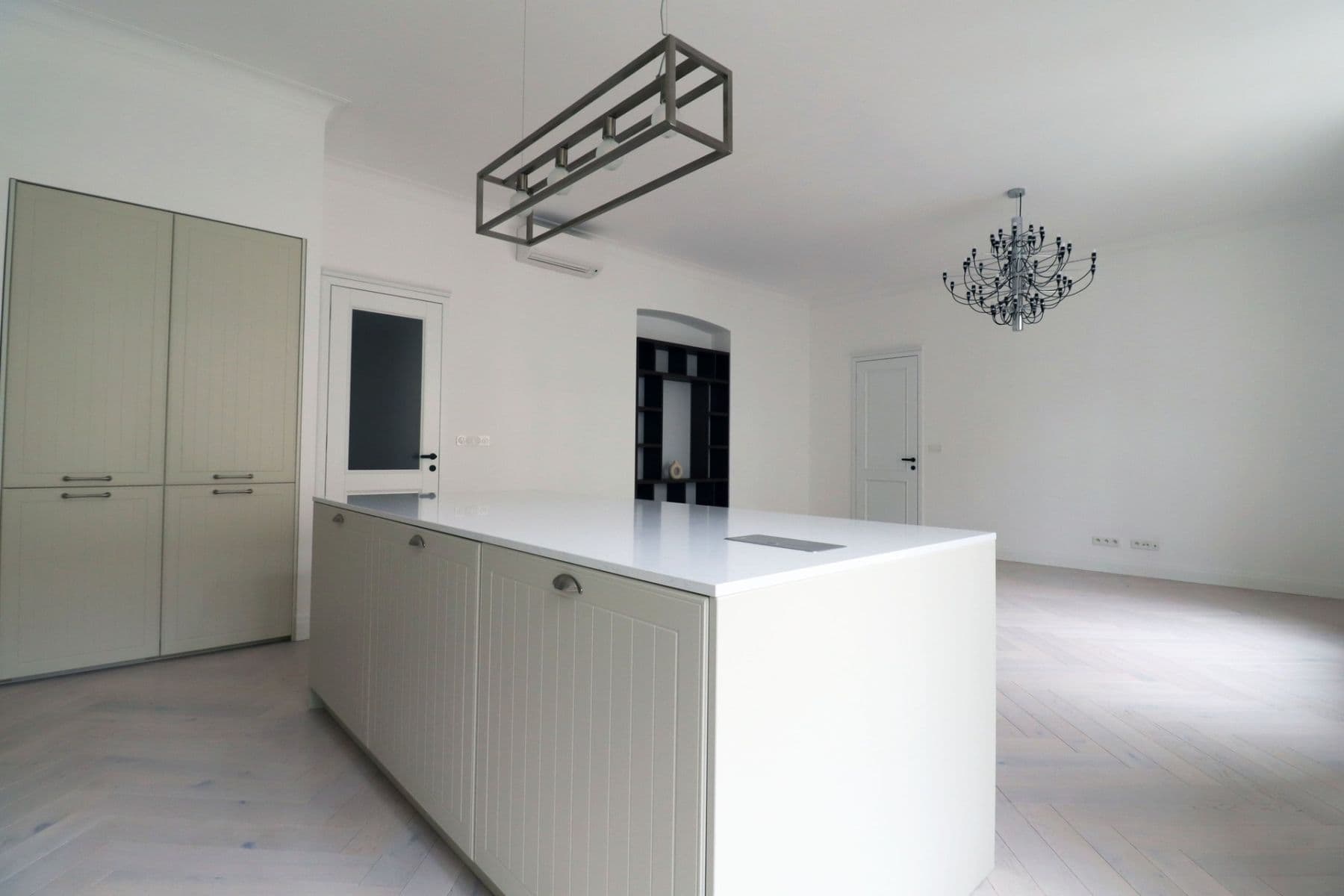 Prenájom bytu 2-izbový 75 m², Mánesova, Praha, Praha Prenájom bytu 2-izbový 75 m², Mánesova, Praha, Praha