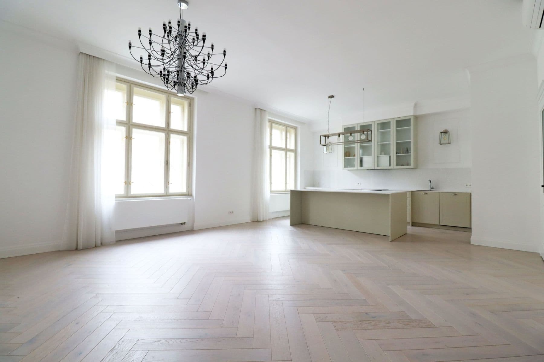 Prenájom bytu 2-izbový 75 m², Mánesova, Praha, Praha Prenájom bytu 2-izbový 75 m², Mánesova, Praha, Praha