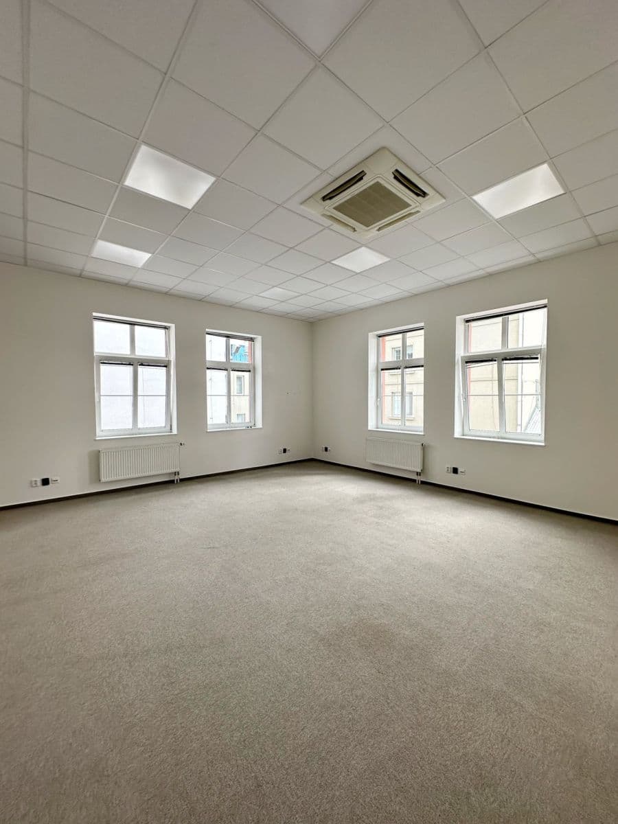 Prenájom kancelárie 15 m², Nádražní, Praha, Praha Prenájom kancelárie 15 m², Nádražní, Praha, Praha