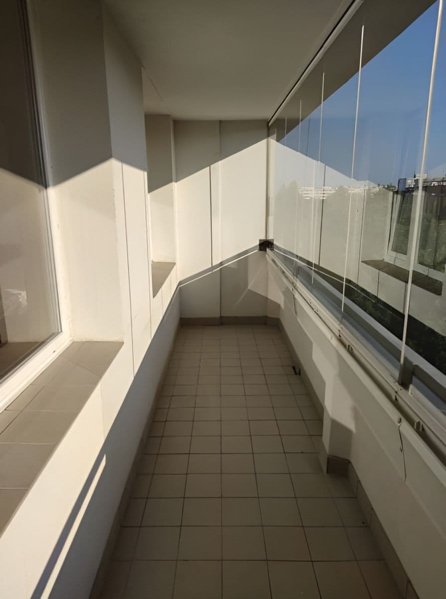 Prenájom bytu 2-izbový 40 m², Vysočanská, Praha, Praha Prenájom bytu 2-izbový 40 m², Vysočanská, Praha, Praha