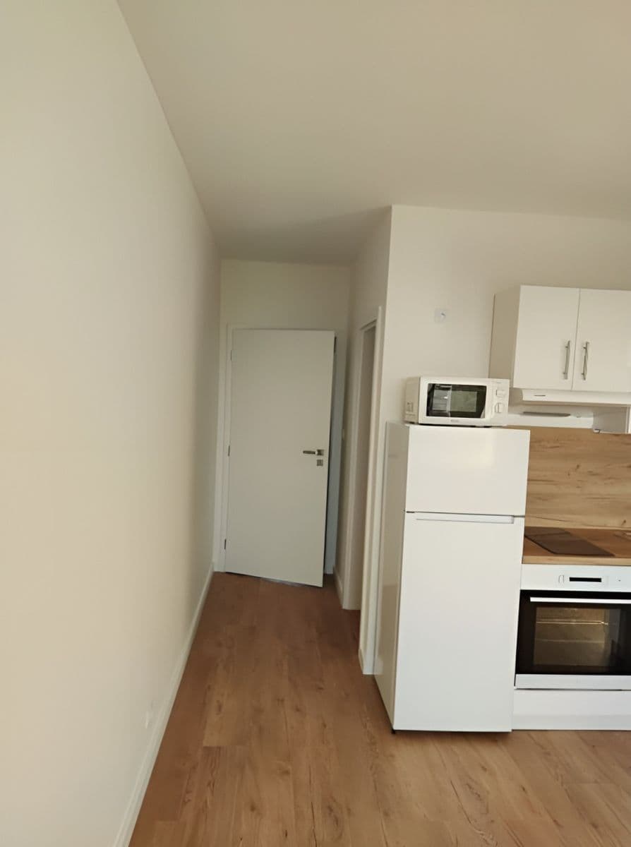Prenájom bytu 2-izbový 40 m², Vysočanská, Praha, Praha Prenájom bytu 2-izbový 40 m², Vysočanská, Praha, Praha