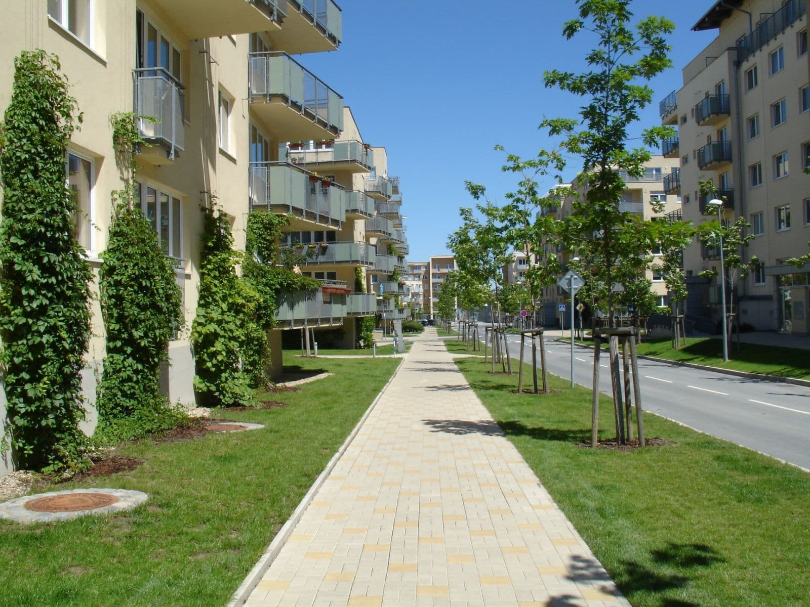 Prenájom bytu 3-izbový 78 m², Budapešťská, Praha, Praha Prenájom bytu 3-izbový 78 m², Budapešťská, Praha, Praha