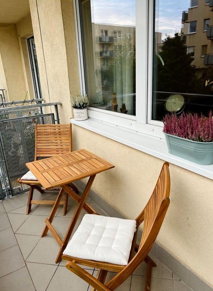 Prenájom bytu 3-izbový 78 m², Budapešťská, Praha, Praha Prenájom bytu 3-izbový 78 m², Budapešťská, Praha, Praha