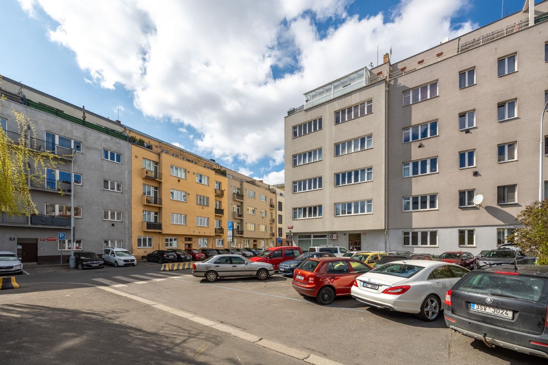 Predaj bytu 1-izbový 27 m², U Gymnázia, Praha, Praha Predaj bytu 1-izbový 27 m², U Gymnázia, Praha, Praha