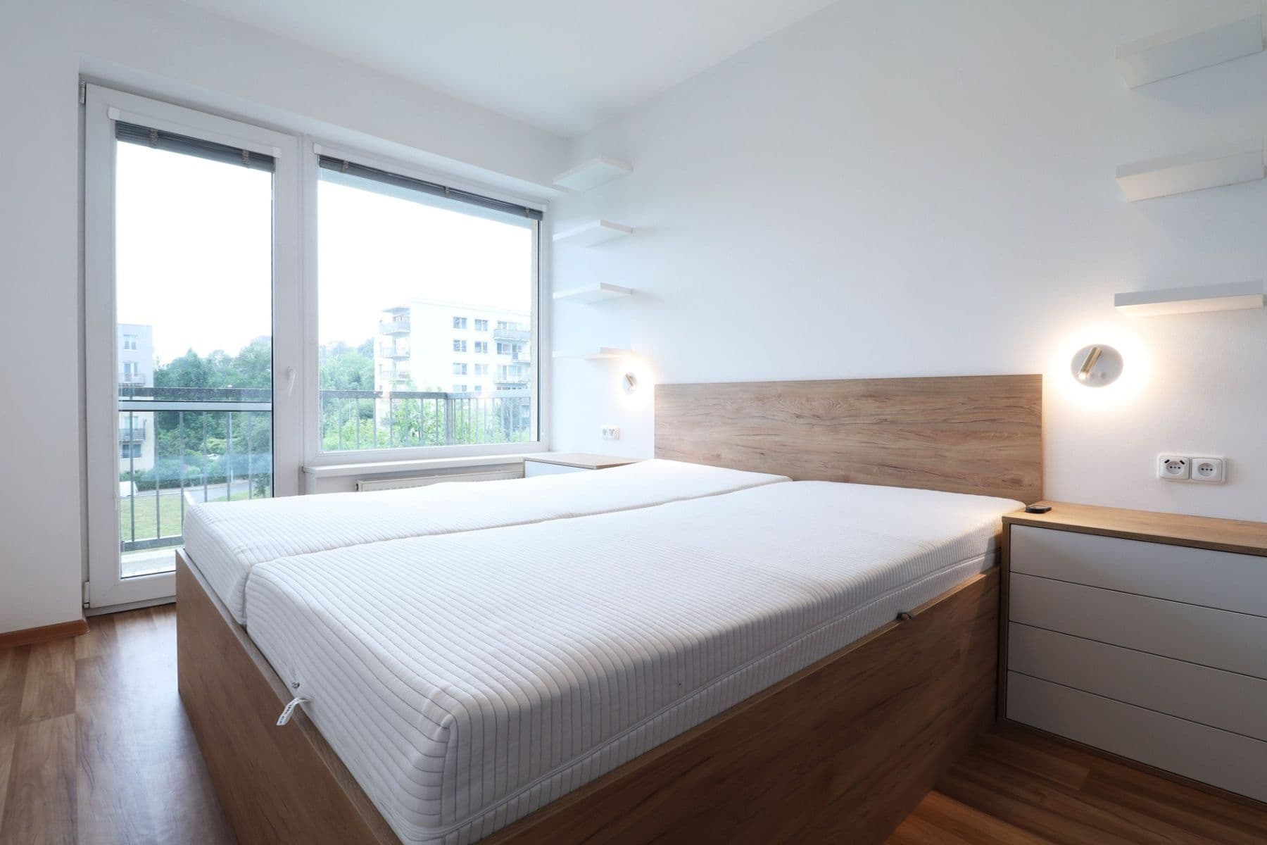 Prenájom bytu 2-izbový 56 m², V dolině, Praha, Praha Prenájom bytu 2-izbový 56 m², V dolině, Praha, Praha