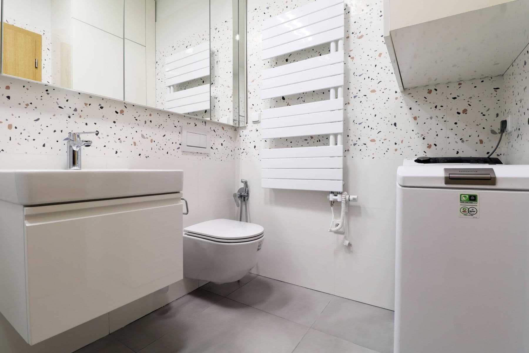 Prenájom bytu 2-izbový 56 m², V dolině, Praha, Praha Prenájom bytu 2-izbový 56 m², V dolině, Praha, Praha