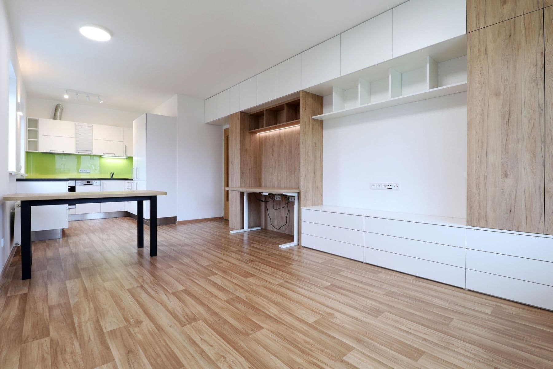 Prenájom bytu 2-izbový 56 m², V dolině, Praha, Praha Prenájom bytu 2-izbový 56 m², V dolině, Praha, Praha