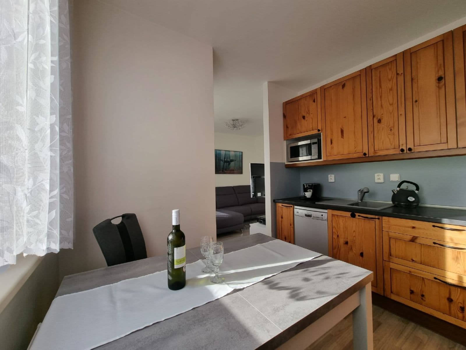 Prenájom bytu 2-izbový 52 m², V Honech, Klecany, Středočeský kraj Prenájom bytu 2-izbový 52 m², V Honech, Klecany, Středočeský kraj