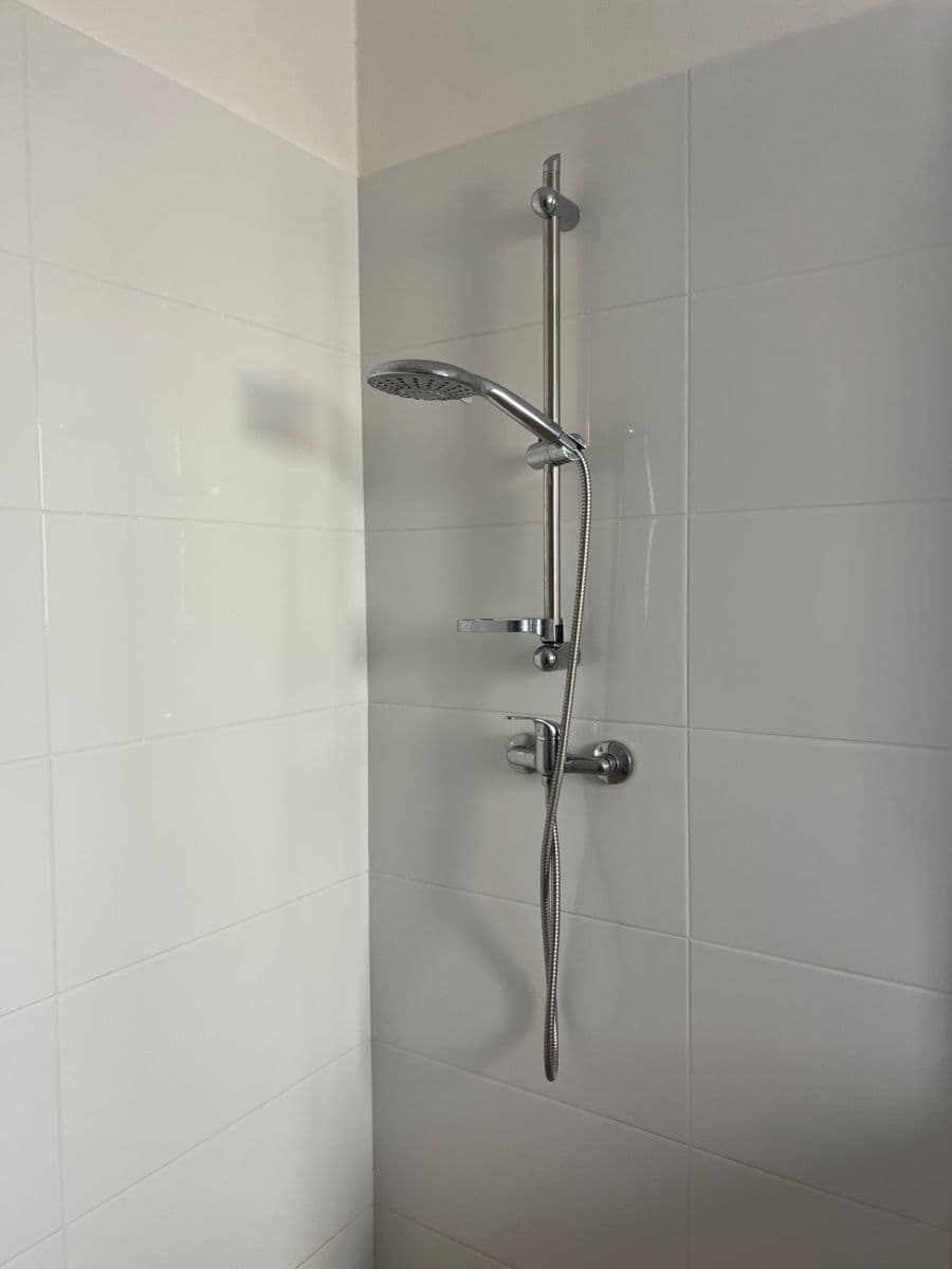 Predaj bytu 2-izbový 50 m², Handlová, Trenčiansky kraj Predaj bytu 2-izbový 50 m², Handlová, Trenčiansky kraj