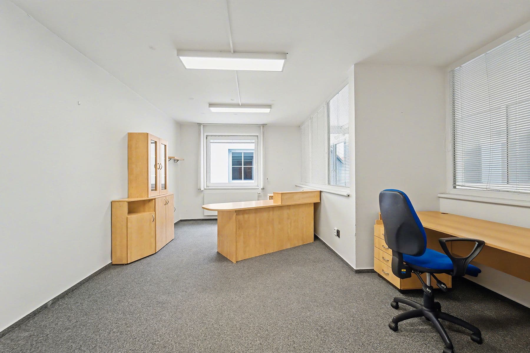 Predaj kancelárie 2.004 m², Čermákova, Kladno, Středočeský kraj Predaj kancelárie 2.004 m², Čermákova, Kladno, Středočeský kraj