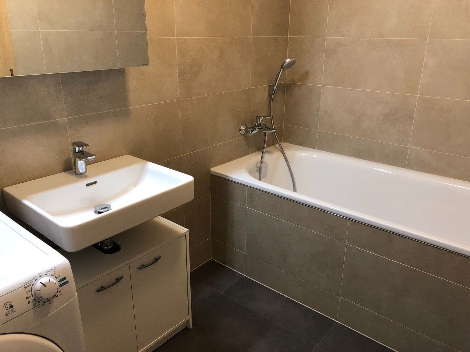 Predaj bytu 2-izbový 55 m², náměstí Biskupa Bruna, Ostrava, Moravskoslezský kraj Predaj bytu 2-izbový 55 m², náměstí Biskupa Bruna, Ostrava, Moravskoslezský kraj