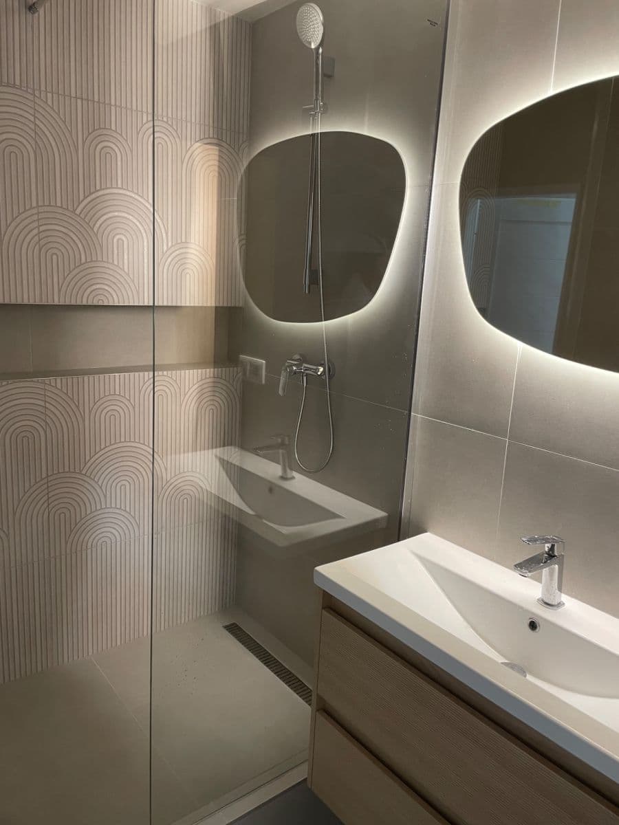 Prenájom bytu 2-izbový 55 m², Žilinská, Ostrava, Moravskoslezský kraj Prenájom bytu 2-izbový 55 m², Žilinská, Ostrava, Moravskoslezský kraj