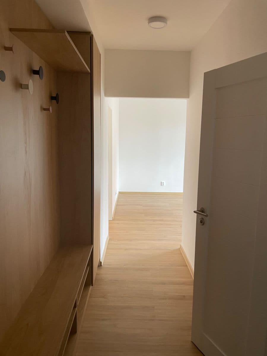 Prenájom bytu 2-izbový 55 m², Žilinská, Ostrava, Moravskoslezský kraj Prenájom bytu 2-izbový 55 m², Žilinská, Ostrava, Moravskoslezský kraj