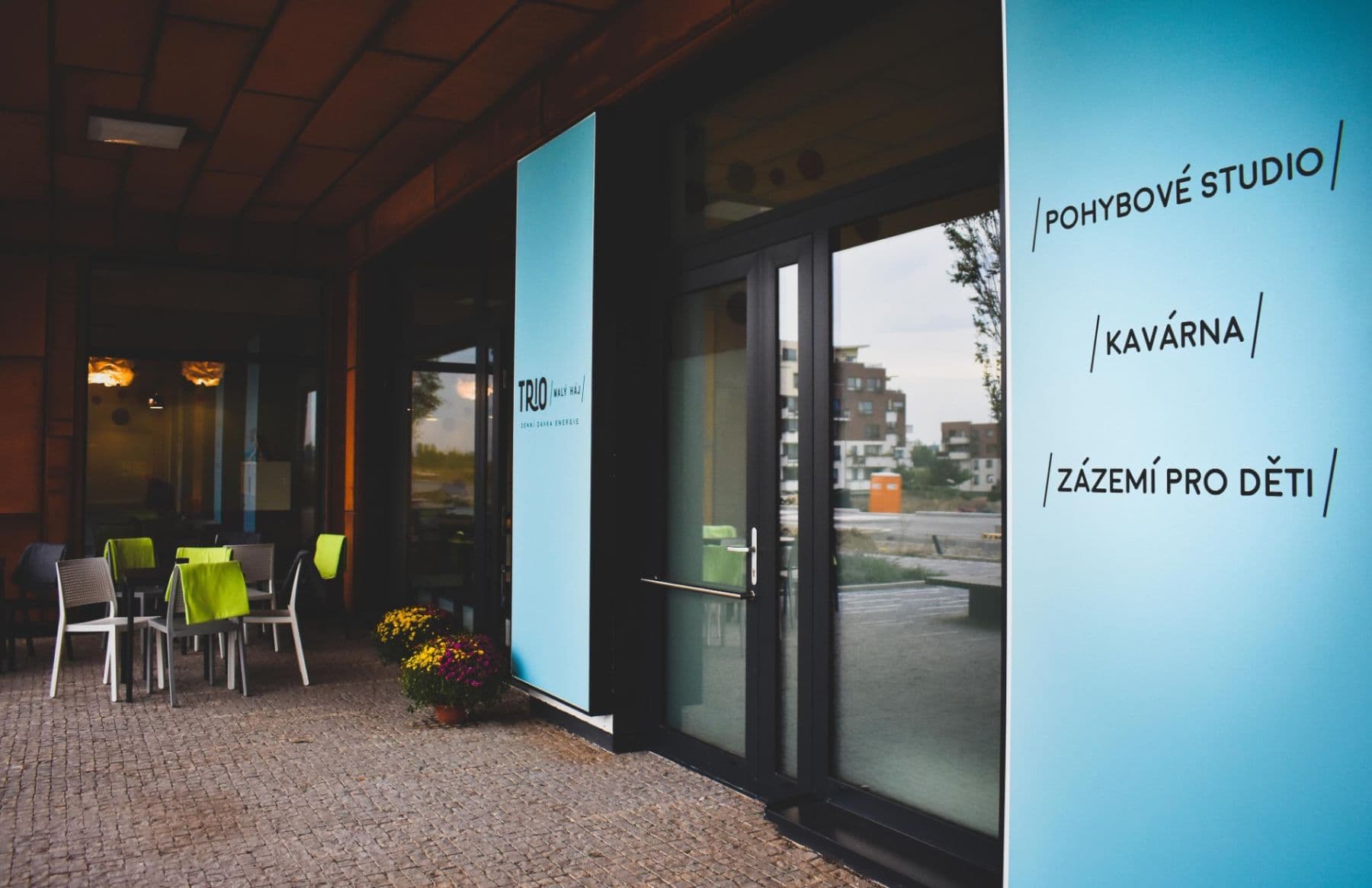 Prenájom bytu 3-izbový 96 m², Kardausova, Praha, Praha Prenájom bytu 3-izbový 96 m², Kardausova, Praha, Praha