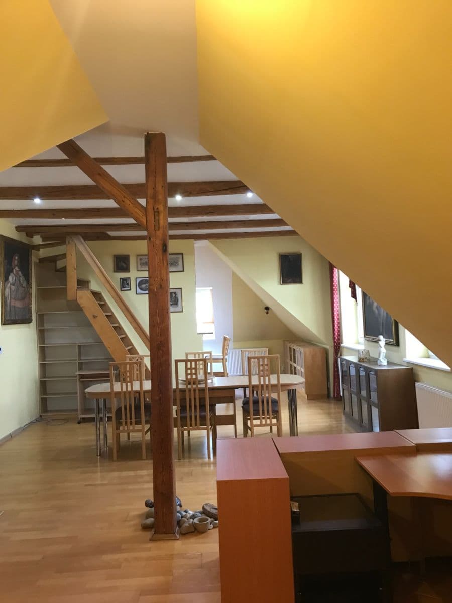 Prenájom kancelárie 100 m², Na Rovni, Praha, Praha Prenájom kancelárie 100 m², Na Rovni, Praha, Praha