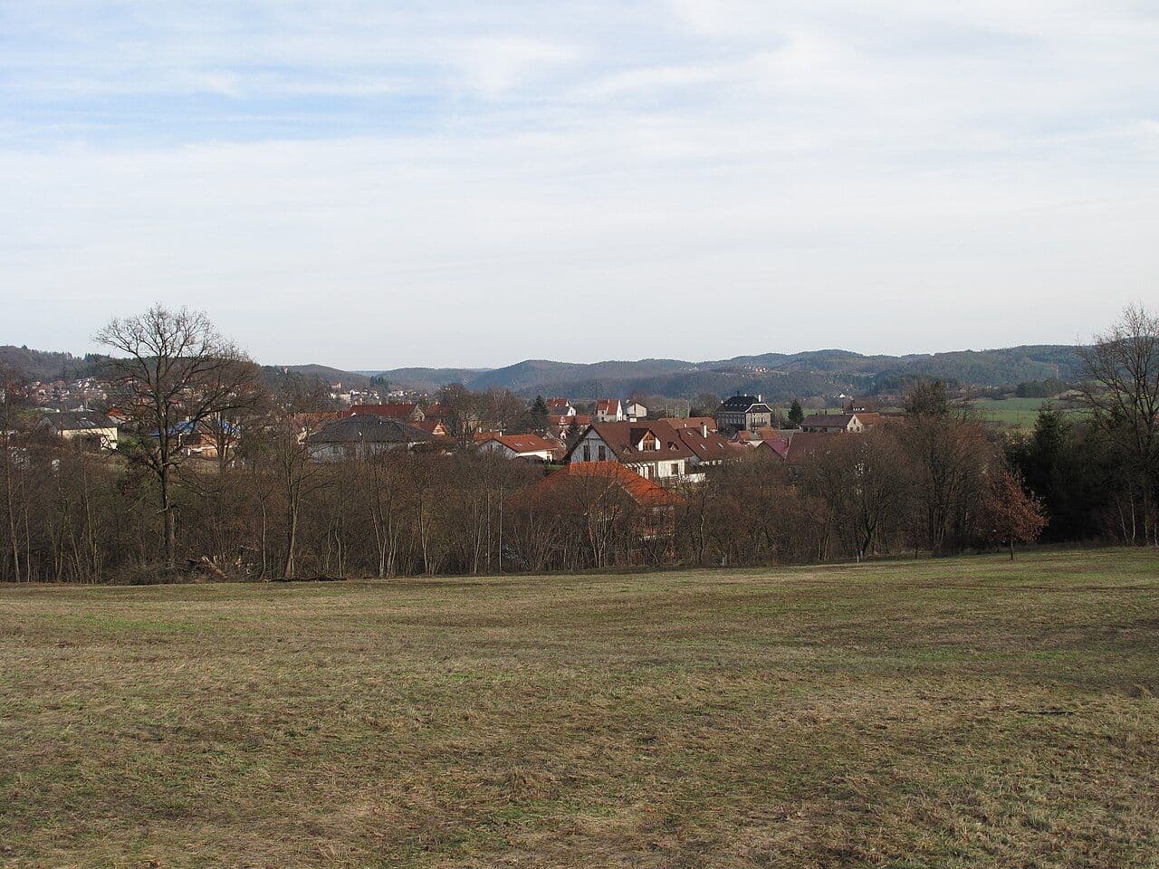 Predaj pozemku 3.500 m², Buš, Středočeský kraj Predaj pozemku 3.500 m², Buš, Středočeský kraj