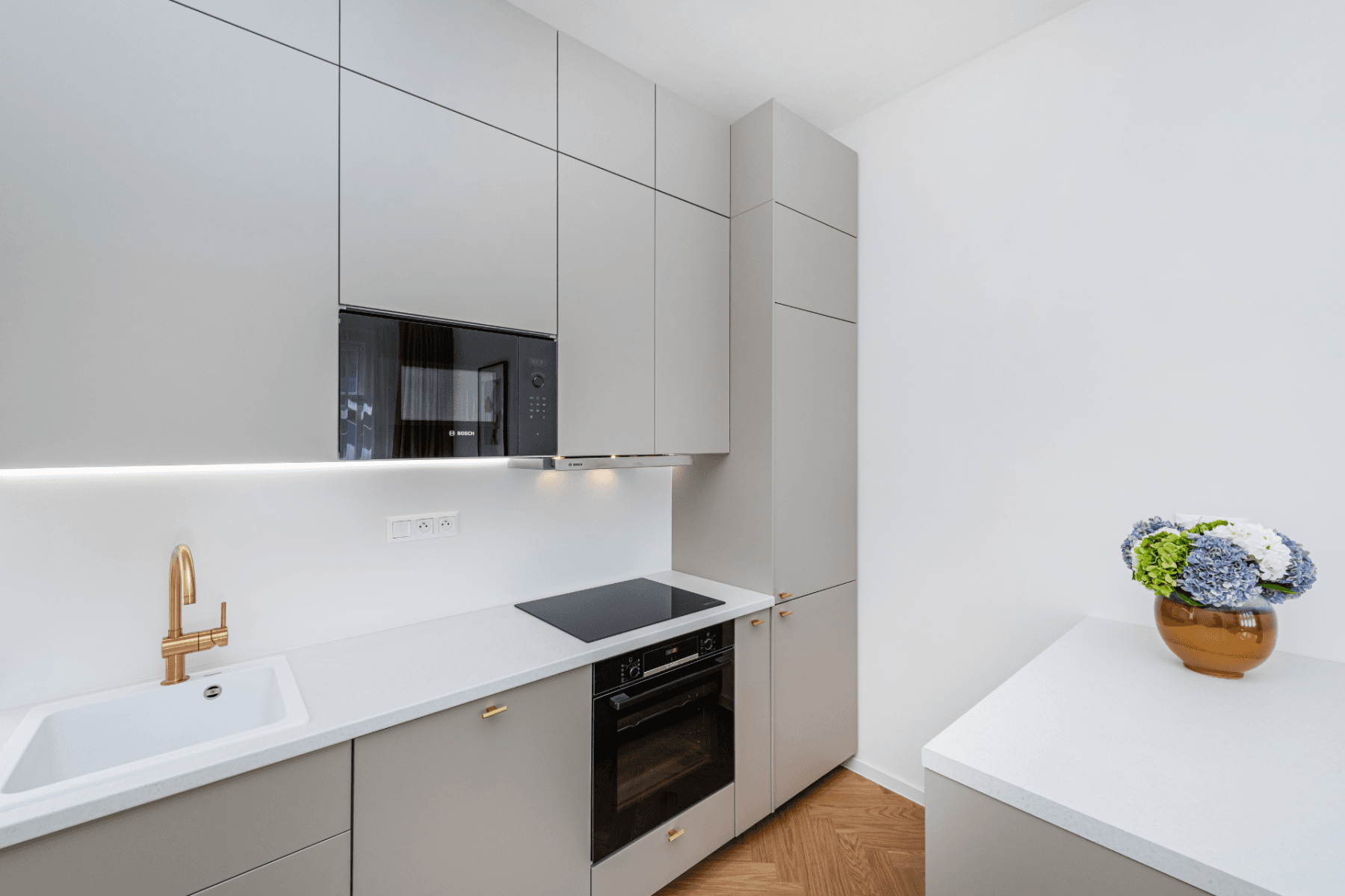 Predaj bytu 4-izbový 100 m², Československé armády, Praha, Praha Predaj bytu 4-izbový 100 m², Československé armády, Praha, Praha