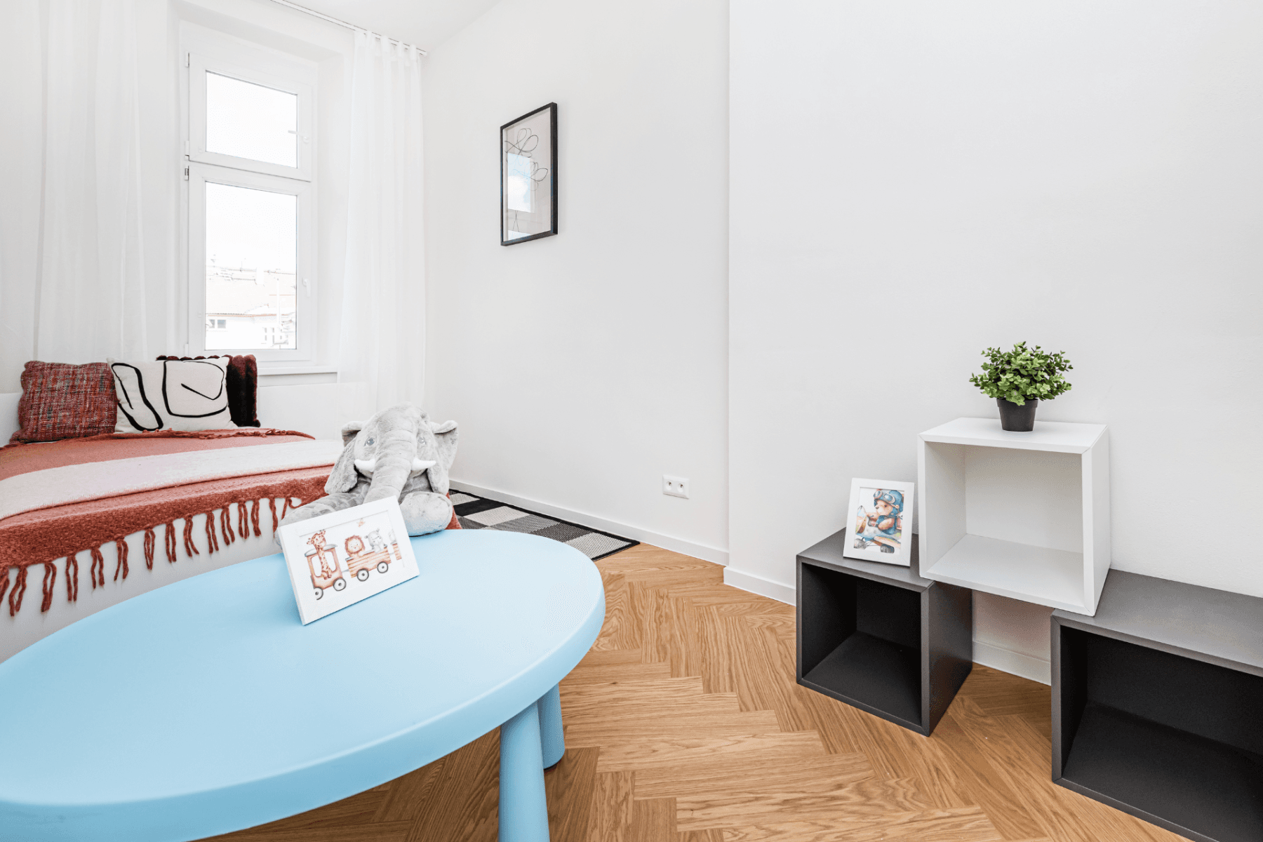 Predaj bytu 4-izbový 100 m², Československé armády, Praha, Praha Predaj bytu 4-izbový 100 m², Československé armády, Praha, Praha