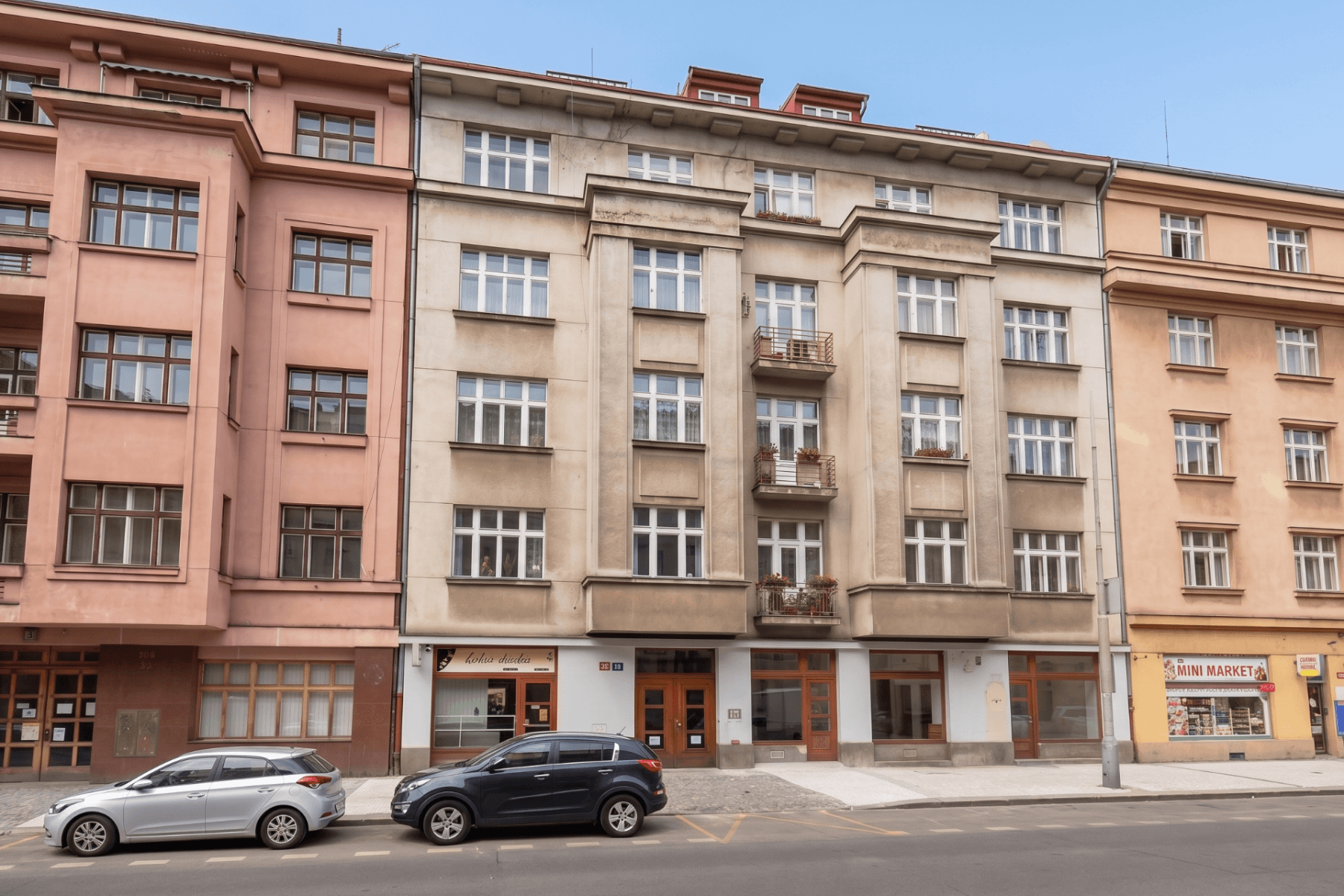 Predaj bytu 4-izbový 100 m², Československé armády, Praha, Praha Predaj bytu 4-izbový 100 m², Československé armády, Praha, Praha