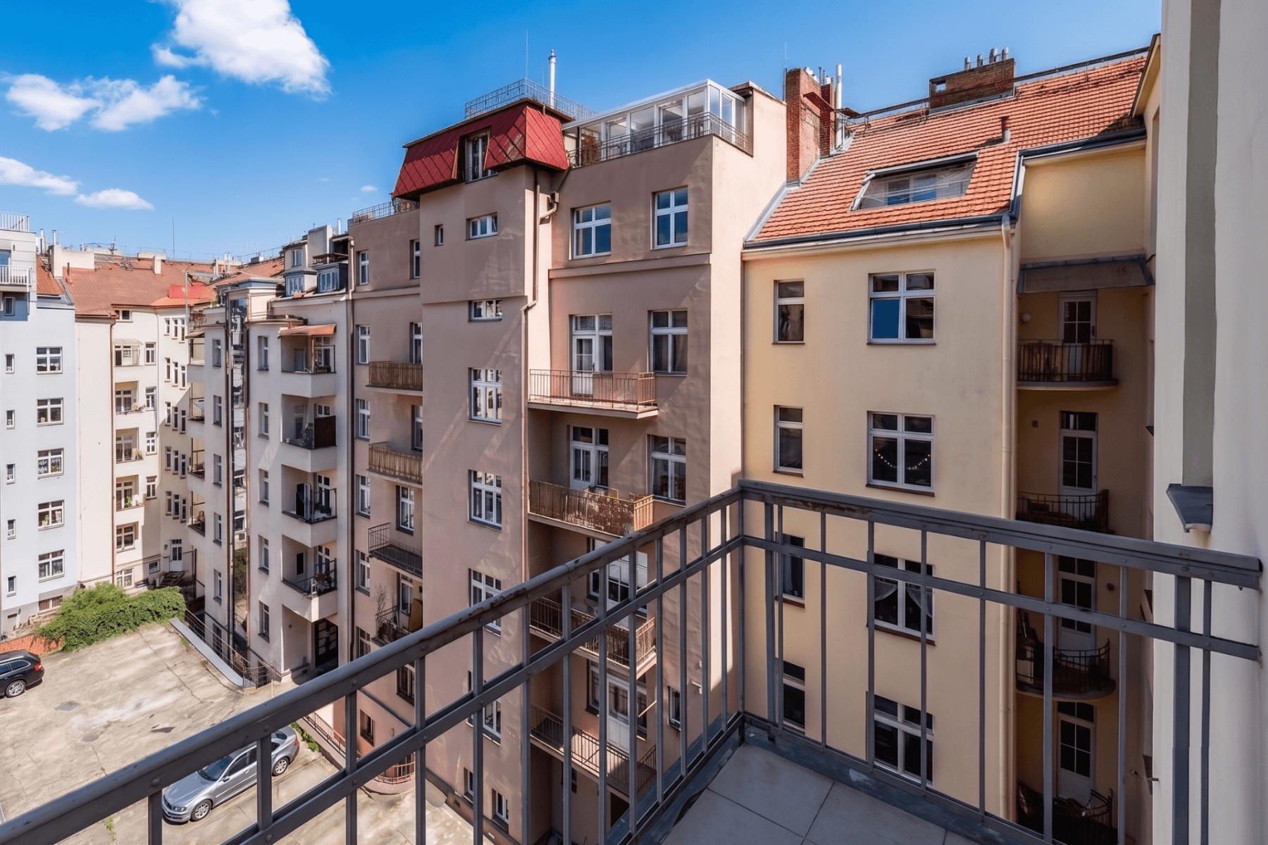Predaj bytu 4-izbový 100 m², Československé armády, Praha, Praha Predaj bytu 4-izbový 100 m², Československé armády, Praha, Praha