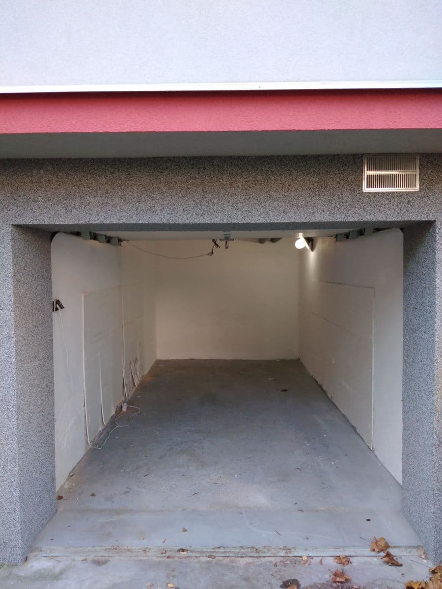 Prenájom bytu 3-izbový 70 m², Bavlnářská, Frýdek-Místek, Moravskoslezský kraj Prenájom bytu 3-izbový 70 m², Bavlnářská, Frýdek-Místek, Moravskoslezský kraj