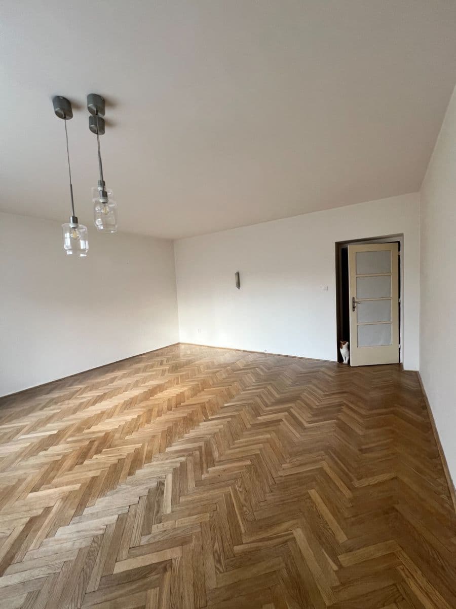 Prenájom bytu 2-izbový 68 m², Internacionální, Praha, Praha Prenájom bytu 2-izbový 68 m², Internacionální, Praha, Praha
