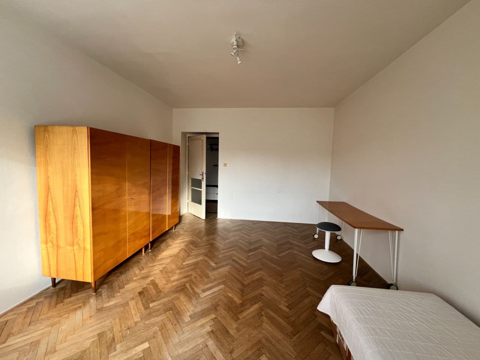 Prenájom bytu 2-izbový 68 m², Internacionální, Praha, Praha Prenájom bytu 2-izbový 68 m², Internacionální, Praha, Praha